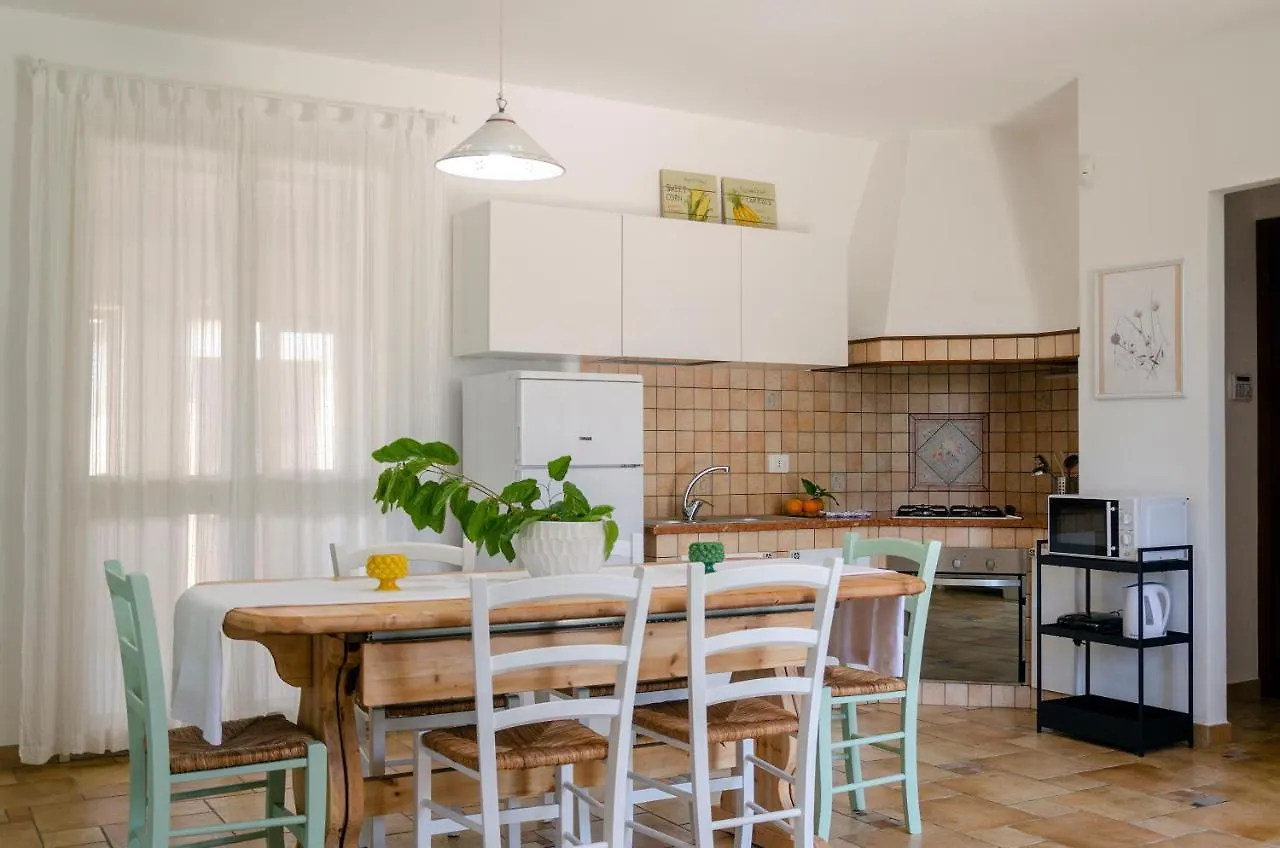 Villa La Tonnara Casesicule, Private Villa Far 50 M From The Sand Beach Санта-Мария-дель-Фокалло